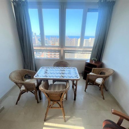 Gemelos 22-2-24 Benidorm Extérieur photo