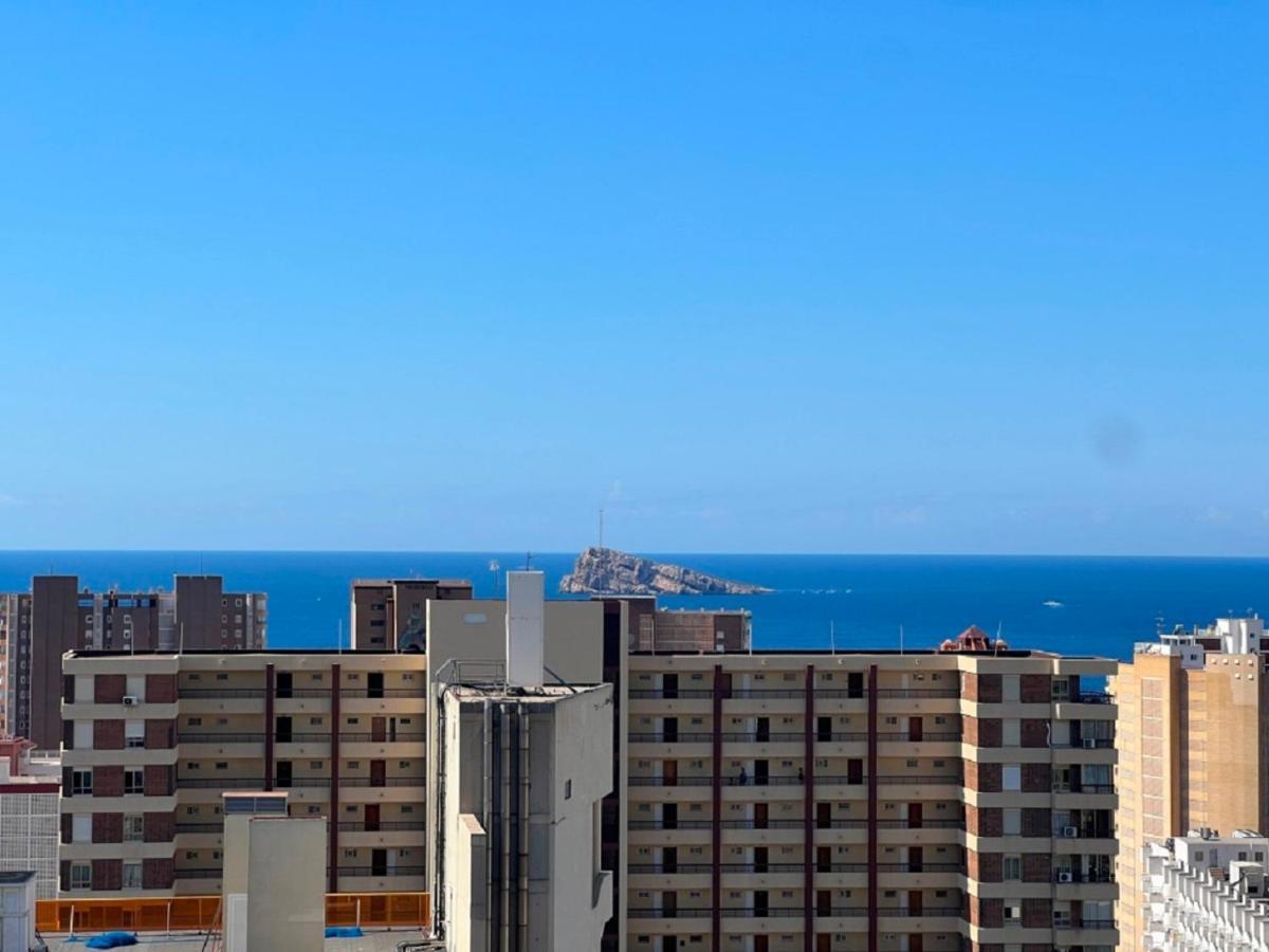 Gemelos 22-2-24 Benidorm Extérieur photo