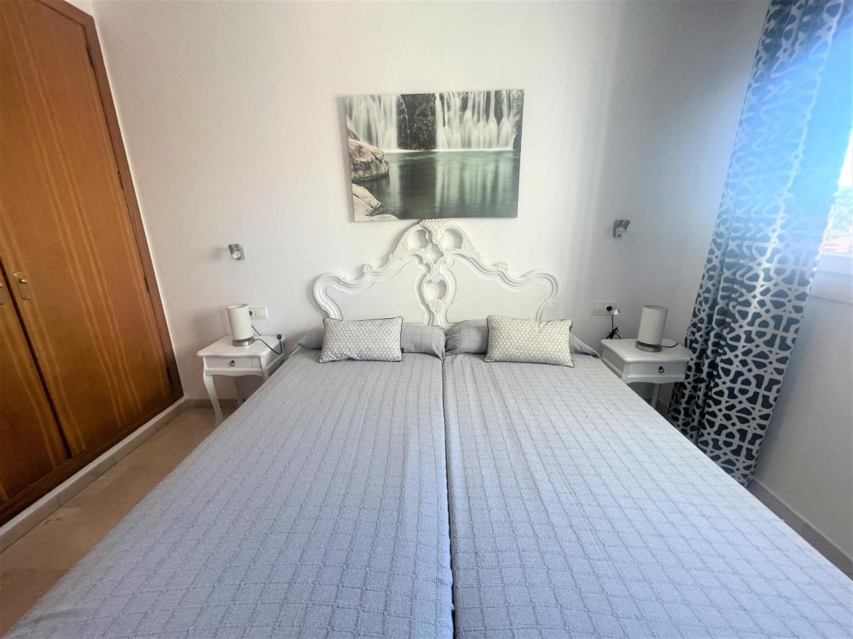 Gemelos 22-2-24 Benidorm Extérieur photo