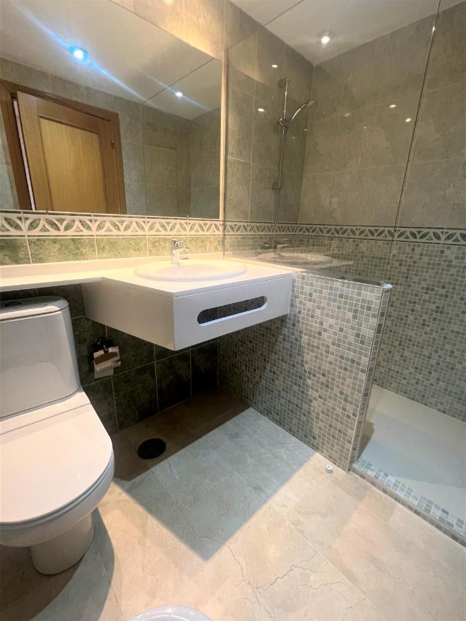 Gemelos 22-2-24 Benidorm Extérieur photo