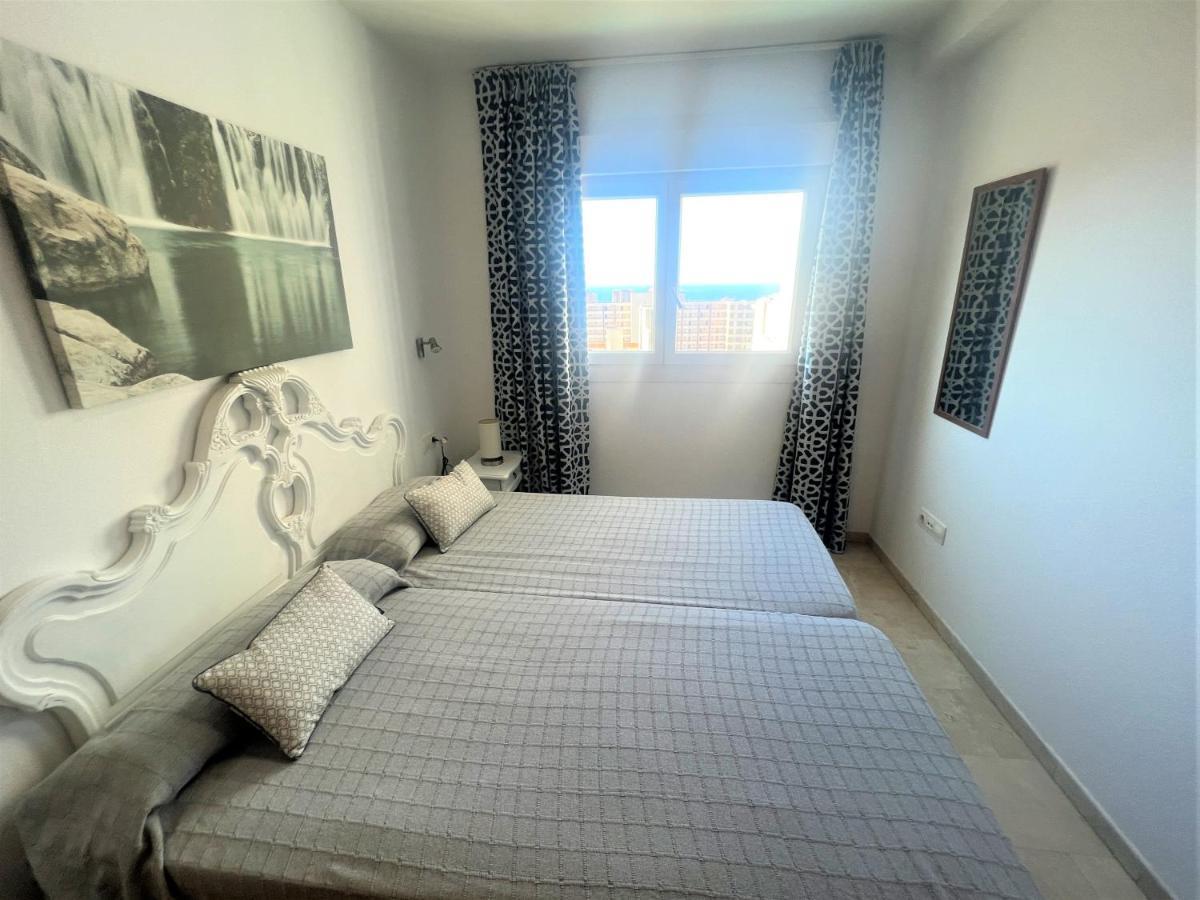 Gemelos 22-2-24 Benidorm Extérieur photo